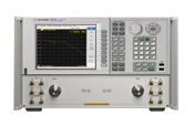 사용 된 네트워크 분석기 Agilent E 8364 C
